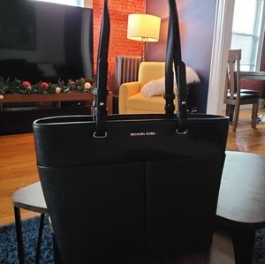 Michael kors bag tote bag